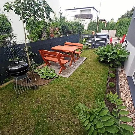 Urban Palace Bezplatne Miejsce Postojowe Вроцлав