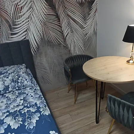 Urban Palace Bezplatne Miejsce Postojowe Вроцлав