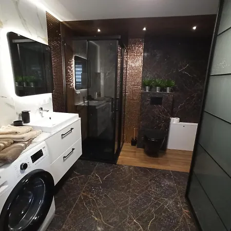 Urban Palace Apartment