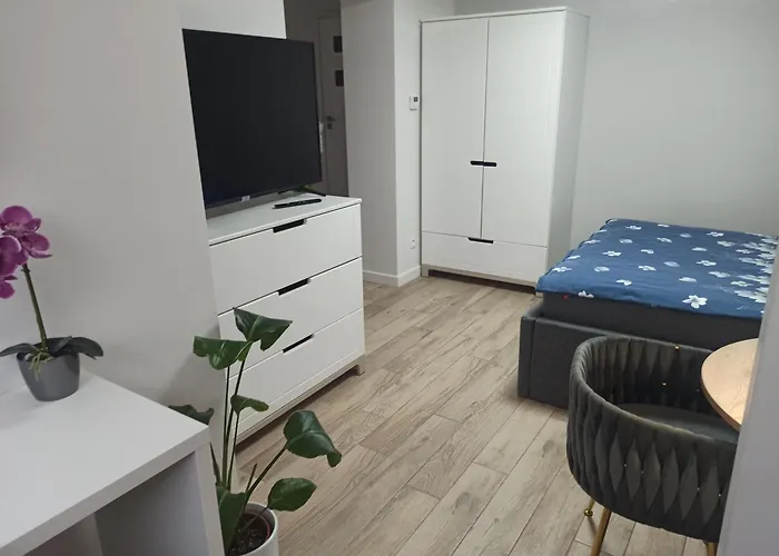 Urban Palace Bezplatne Miejsce Postojowe Апартаменти Вроцлав