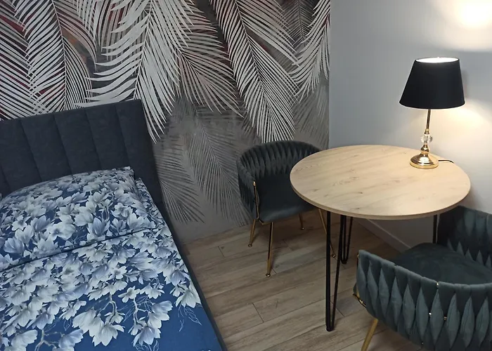 Urban Palace Bezplatne Miejsce Postojowe Вроцлав